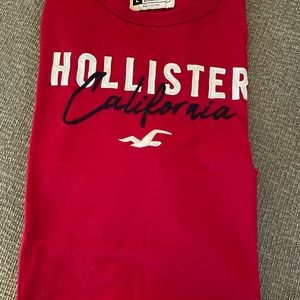 Hollister California red logo tee size Large